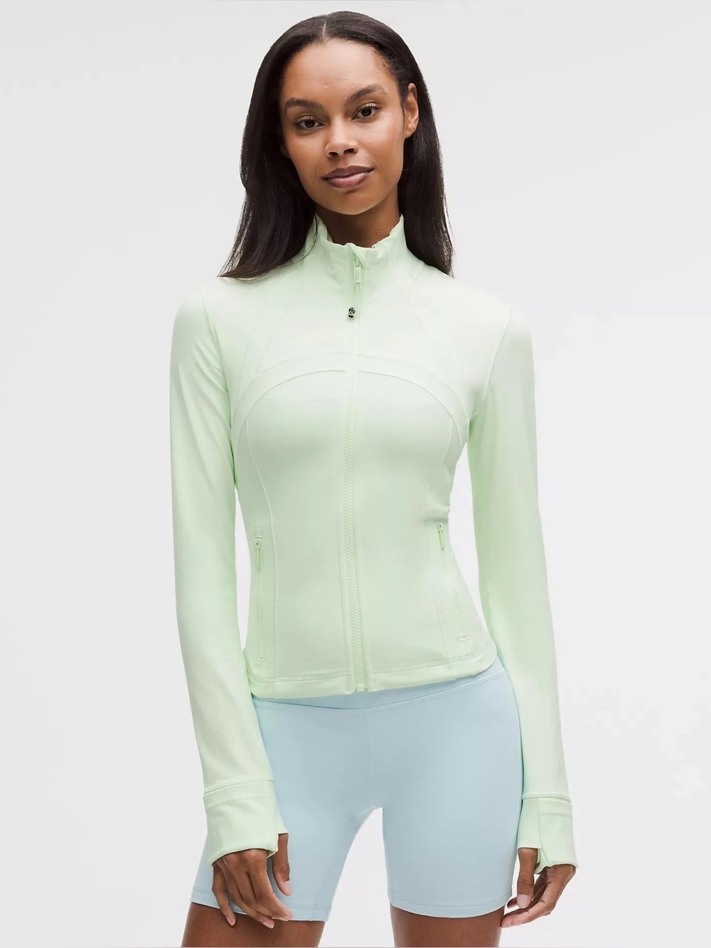NWT Lululemon Cropped Matcha Magic Define Size 6